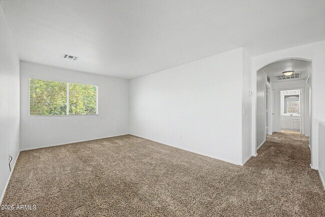 Building Photo - 15447 W Evans Dr