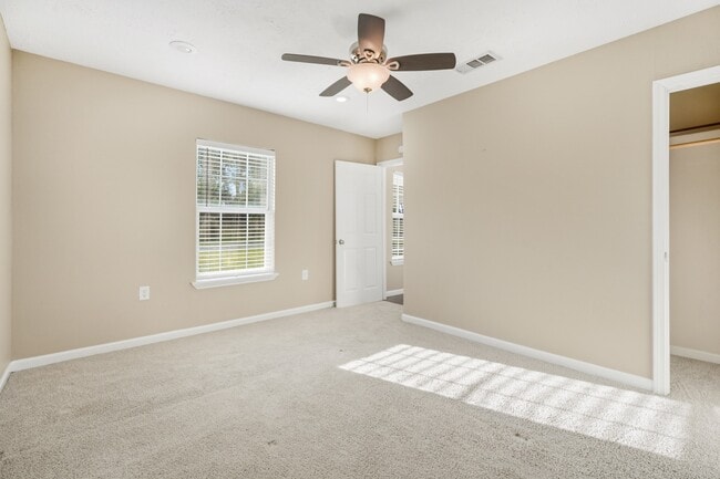 Building Photo - 2102 N Galveston Ave