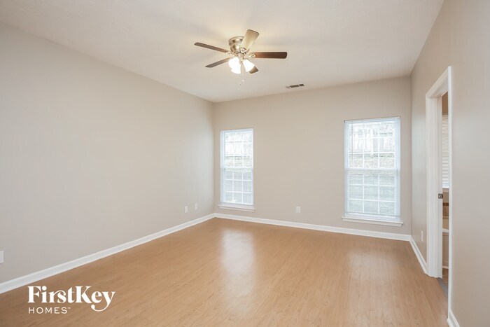 Building Photo - 1221 Oak Arbour Ave