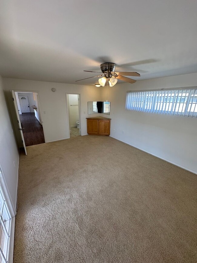 Building Photo - Corby