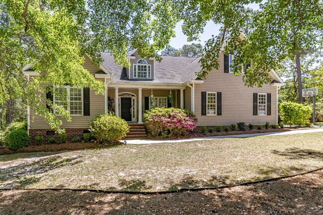 Building Photo - Stunning & Spacious Home in Walnut Hill! 4 Bedrooms | 4 Bathrooms w/ Lawn Care and Trash Service ...