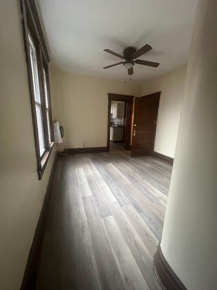 Building Photo - 133 Arch St