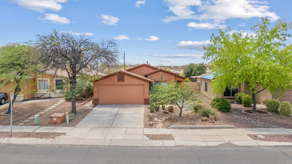 Building Photo - 8778 S Desert Valley Way