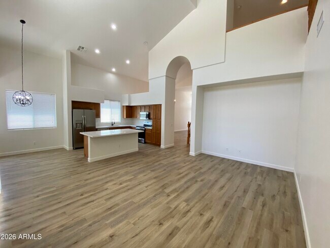 Building Photo - 8777 W Hayward Ave