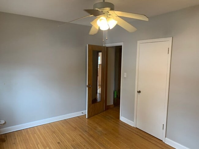 Building Photo - 1bd/1ba Condo near UofM and Dinkytown w/ 1...