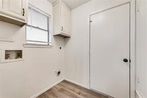 Building Photo - 3905 Lynnwood Dr