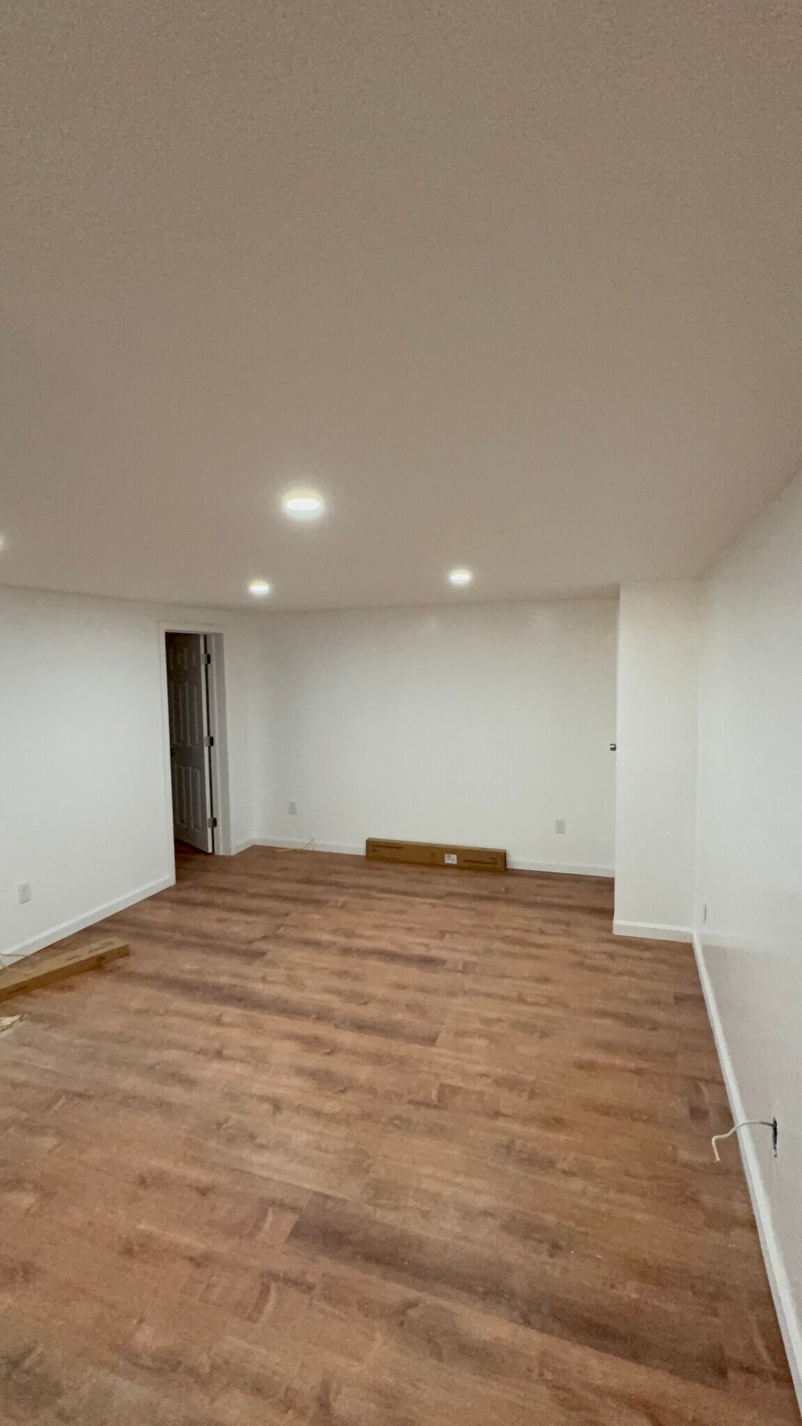 Building Photo - 209 South Dr
