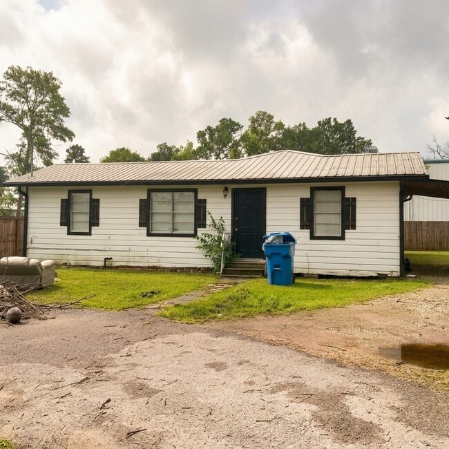 Building Photo - 22316 E Martin Dr