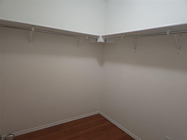 Building Photo - 273 Tower Dr