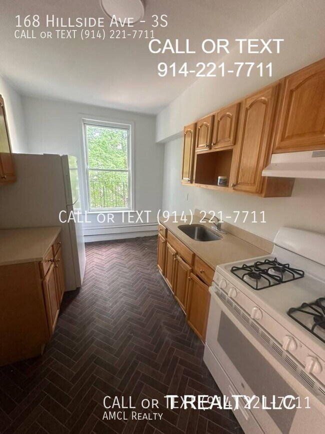 Building Photo - 168 Hillside Ave