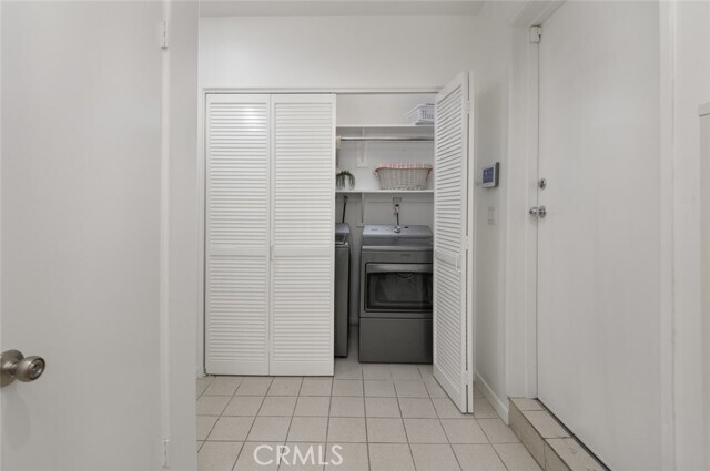 Building Photo - 216 23rd St