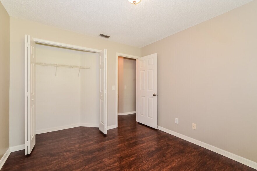 Building Photo - 641 Whitetail Loop