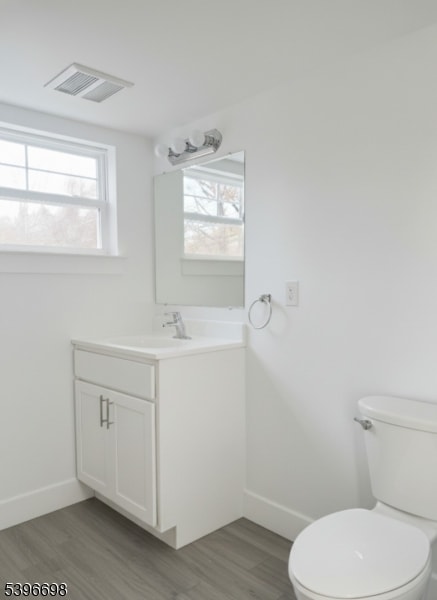 Building Photo - 1790 W 4th St