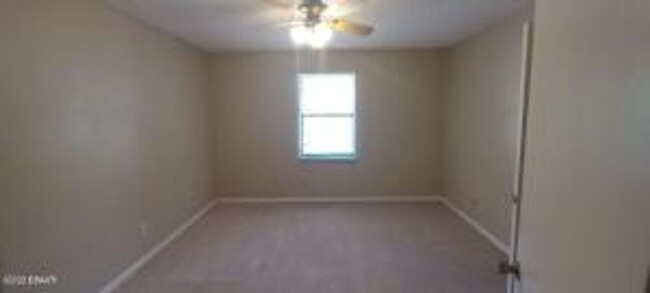 Building Photo - Townhome in Ormond Beach