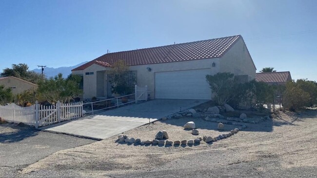 Building Photo - Desert Hot Springs 4 Bedroom House