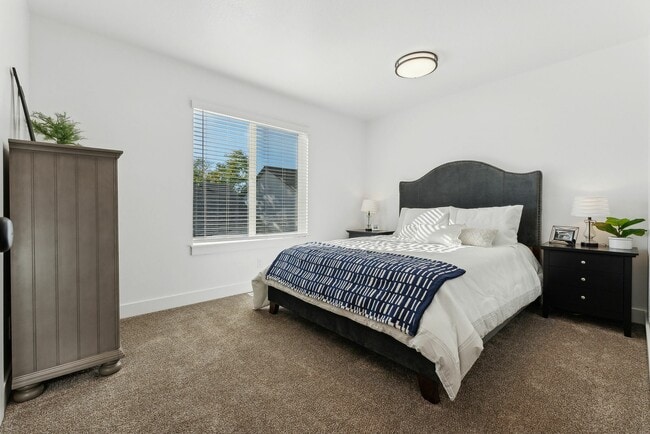 Madison Master Bedroom - Madison Towns