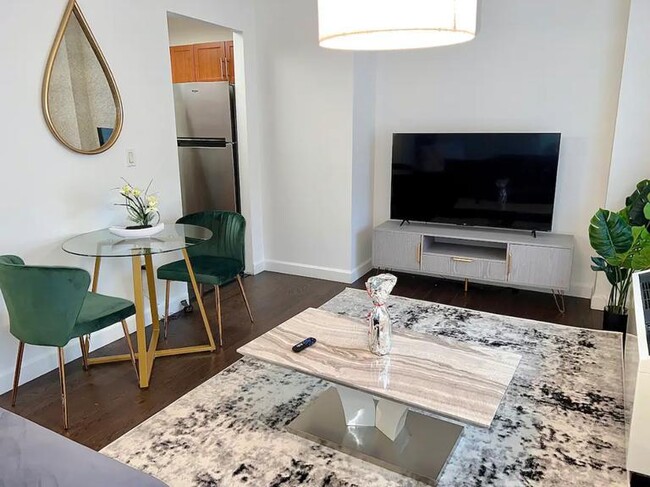 Primary Photo - 1 bedroom in New York NY 10038