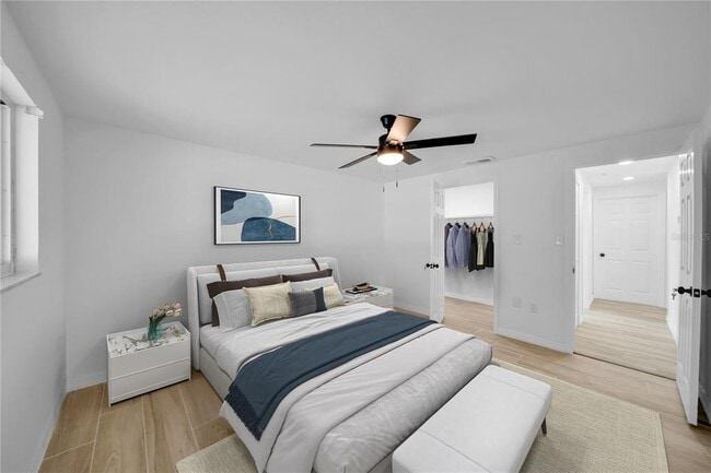 Building Photo - 3307 Pinetree St