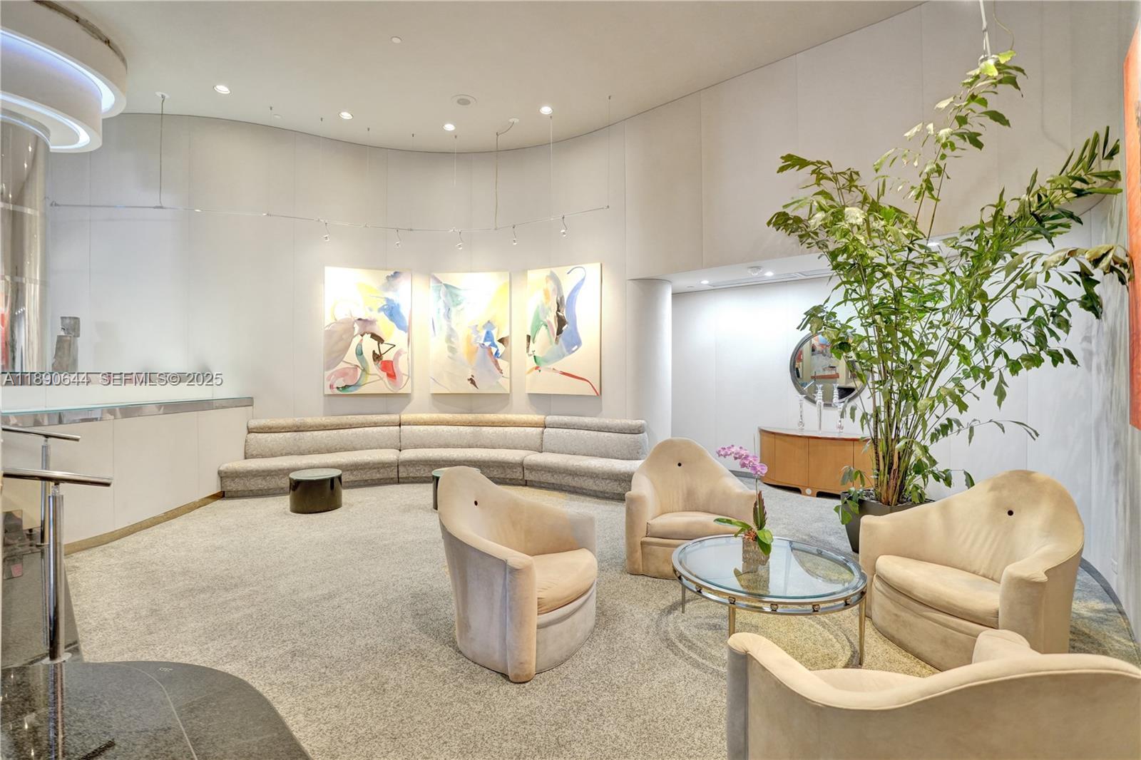 Building Photo - 20191 E Country Club Dr