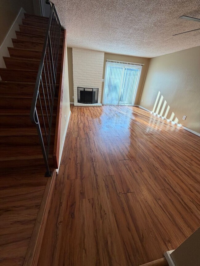 Building Photo - ***Half of First Month Rent until 1/31/26***2 Bedroom Condo in Natomas