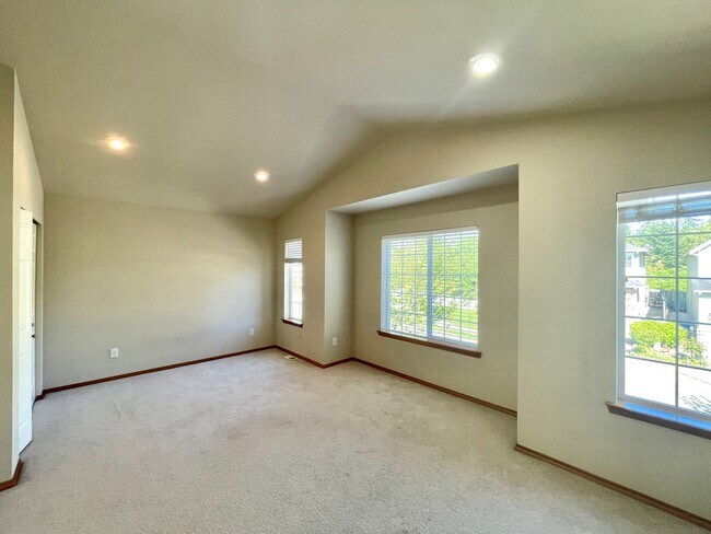 Building Photo - Great Home For Rent