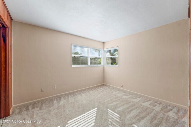 Building Photo - 2108 Bignonia St