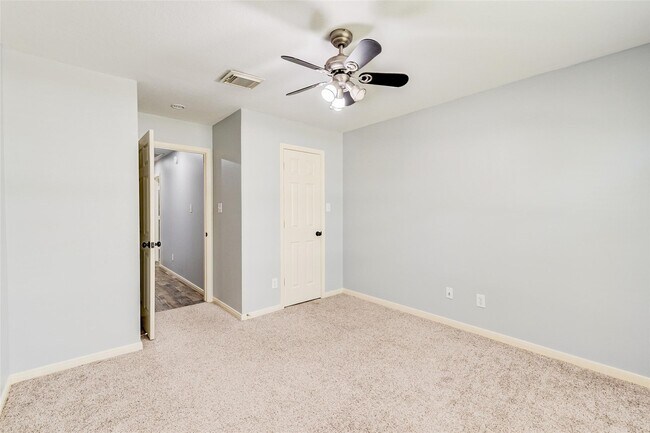 Building Photo - 25910 Oakridge Forest Ln