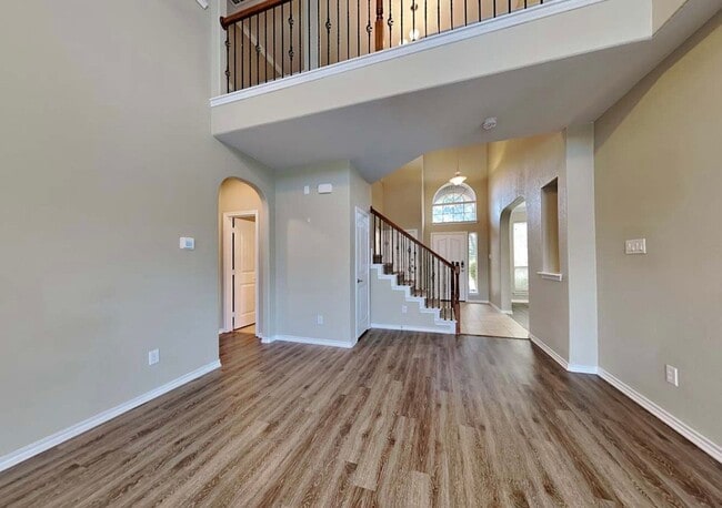 Building Photo - 2246 Whitney Dr