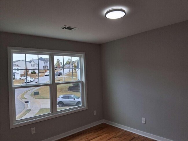 Building Photo - 3180 Tackett Rd