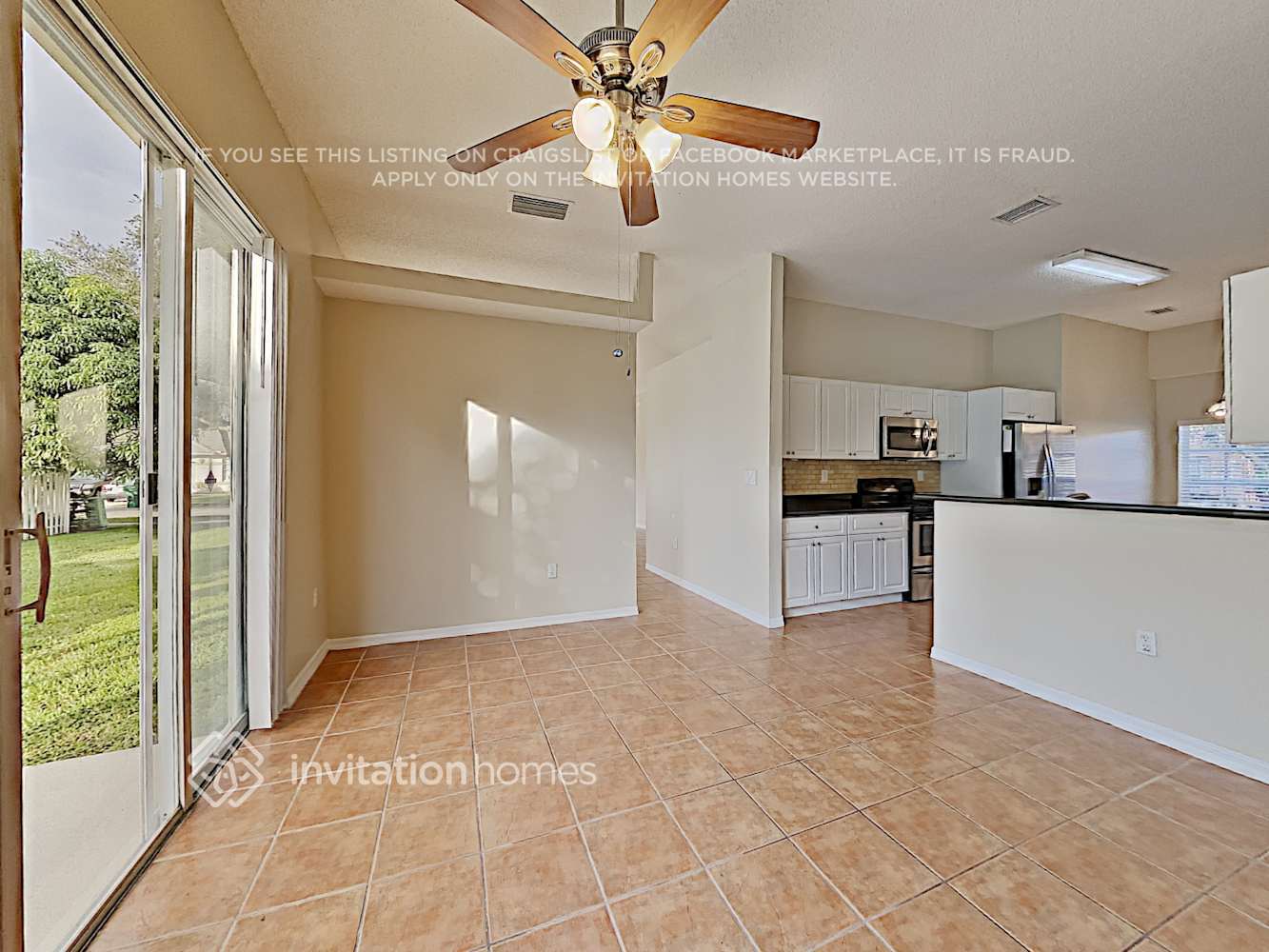 Building Photo - 10698 SW 20th Ct