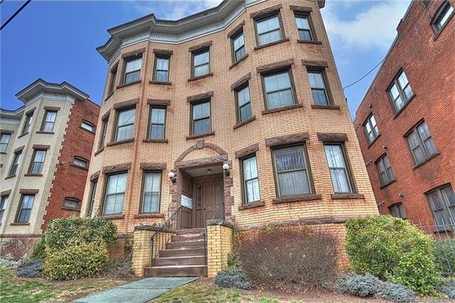 Primary Photo - 20 Essex St
