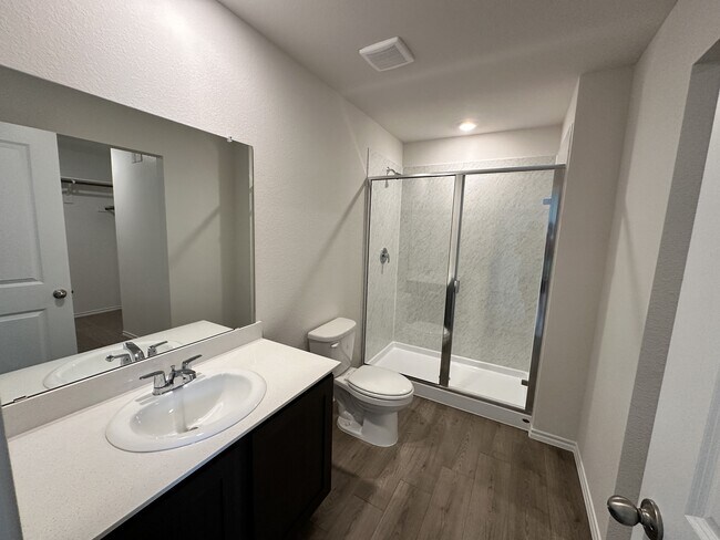 Building Photo - 3015 Serenity Ln