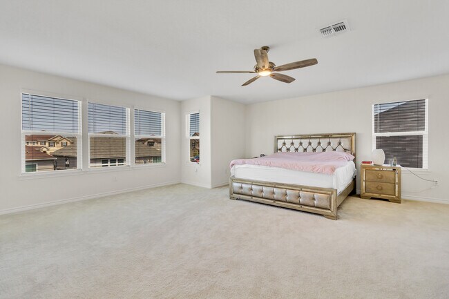 Master Bedroom - 432 Lone Falls Dr