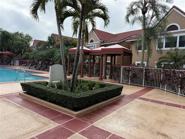 Building Photo - 10441 SW 156th Ct