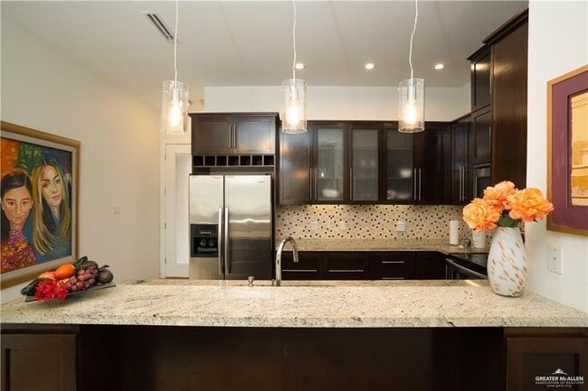 Building Photo - 21 Olympia Ave