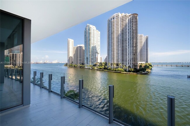 Building Photo - 300 Biscayne Blvd Way