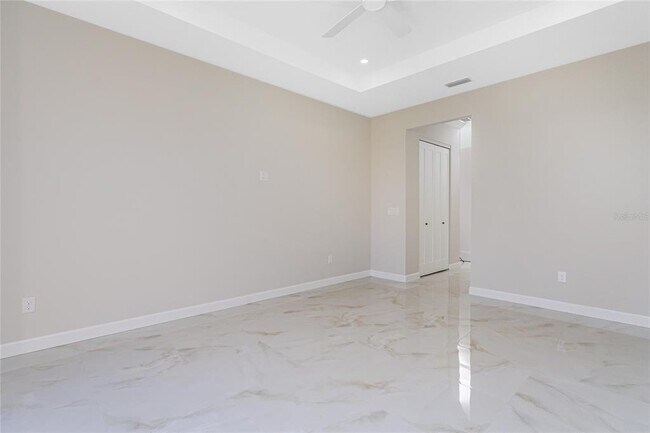 Building Photo - 242 Brig Cir W