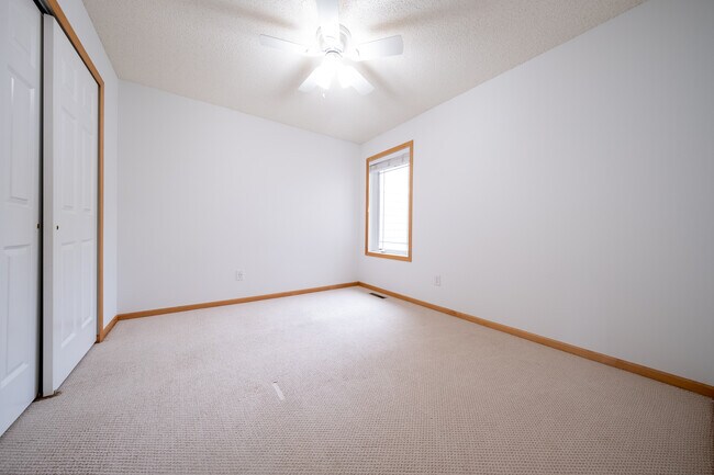 Building Photo - 4989 Archer Ln N