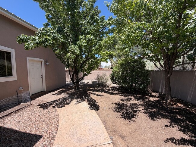 Building Photo - Beautiful 3 Bedroom Single Story Custom Home Plus Office Available Near Tramway Blvd NE & I-40!