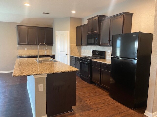Building Photo - 2501 McCrae