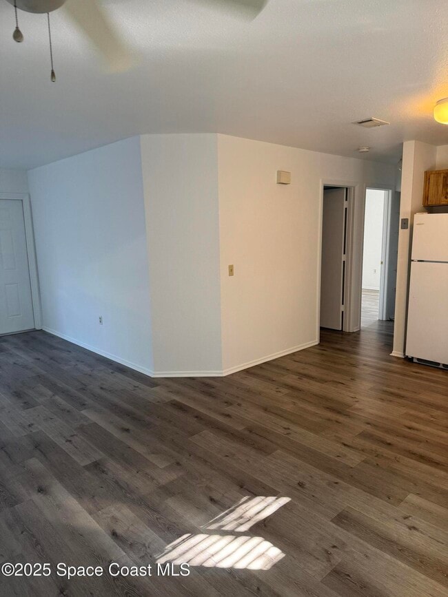 Building Photo - 298 Capron Rd