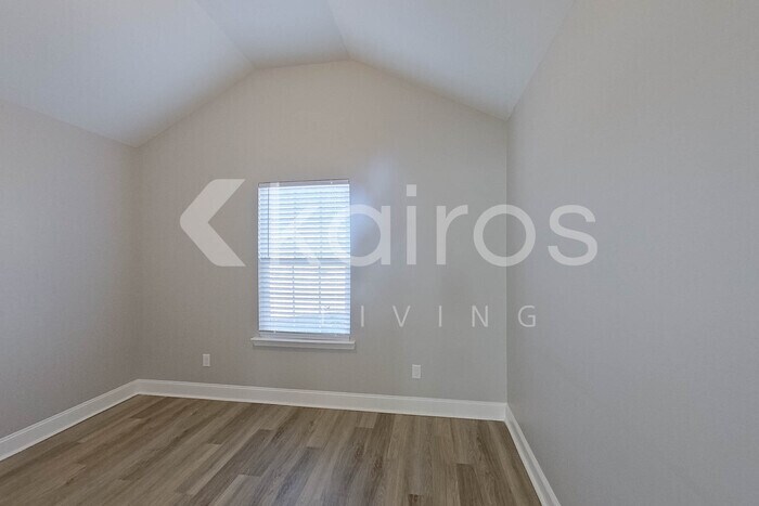 Building Photo - 100 Mountain Holly Rd