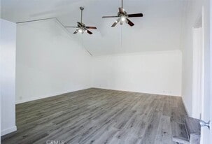 Building Photo - 8960 Helms Pl