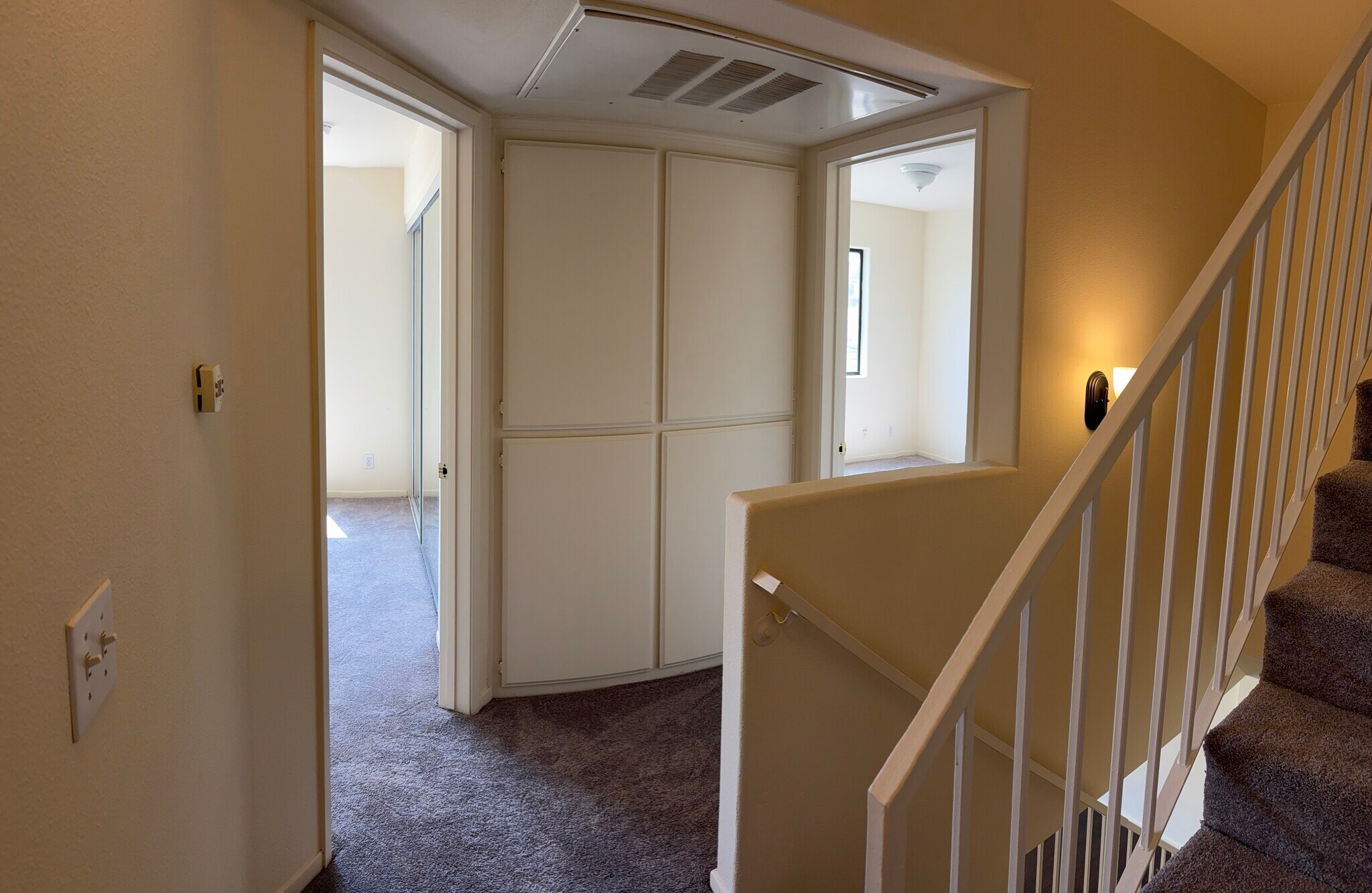 2nd floor landing - 2470 Corinth Ave