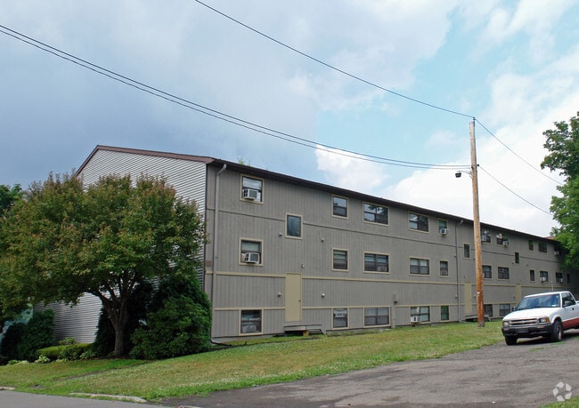 Building Photo - Court View Manor