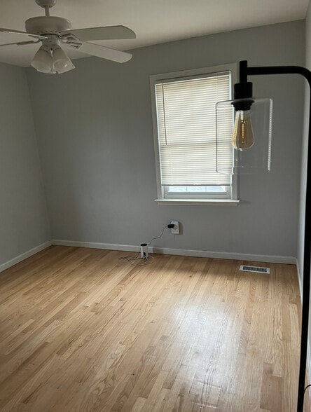 Building Photo - 1036C Margate Ct