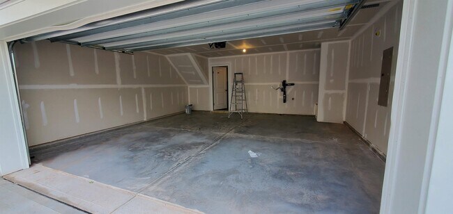 Building Photo - 1426 Rosepine Drive