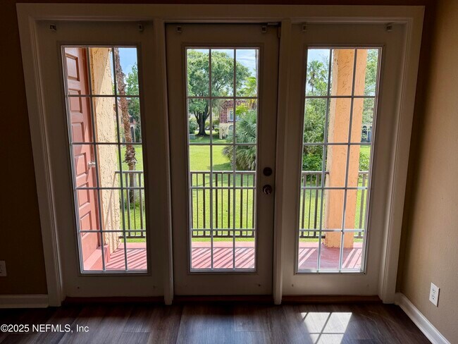 Building Photo - 6654 Bell Tower Ct