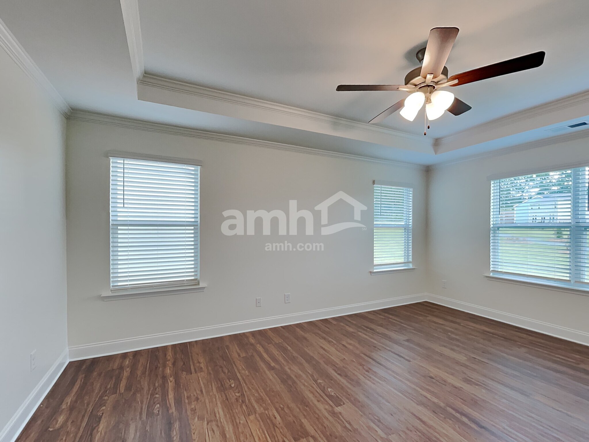 Building Photo - 109 Twin River Dr