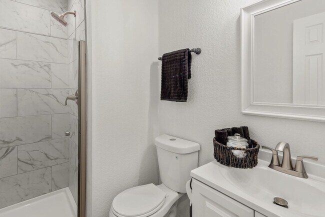 Building Photo - 1 Iris Way